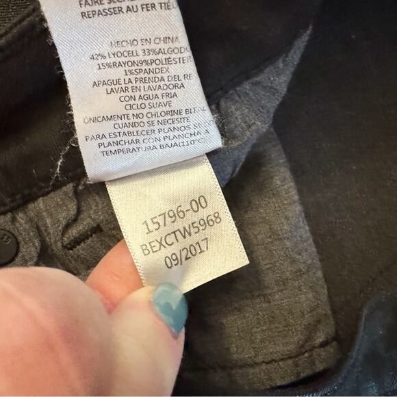 Joe’s shiny Skinny Black pants Women's Sz 30 Ankle Stretch bikercore matrix - Picture 11 of 11